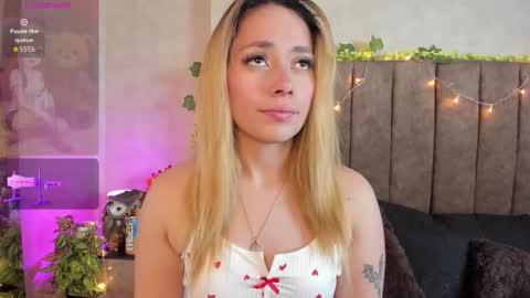 Lana online show from February 13, 5:20 am