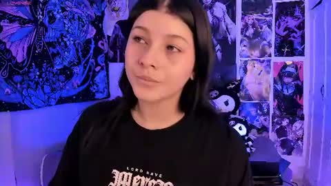 LanaKyutt666 online show from August 3, 3:21 am