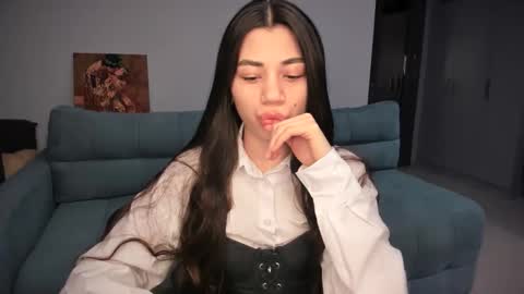 Lana online show from May 3, 6:55 pm