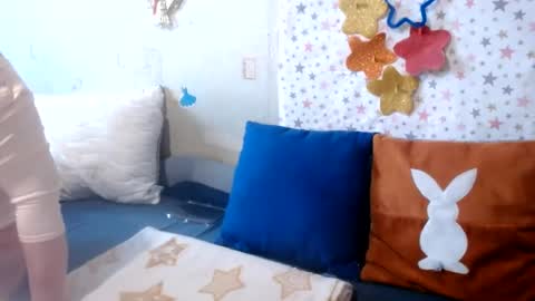 LovelyQueen online show from June 20, 12:31 pm