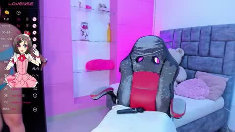 lanna1_ online show from October 24, 2:35 pm