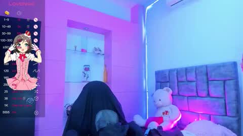 lanna1_ online show from October 19, 2:08 pm