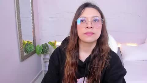 Lanna online show from July 6, 11:59 am
