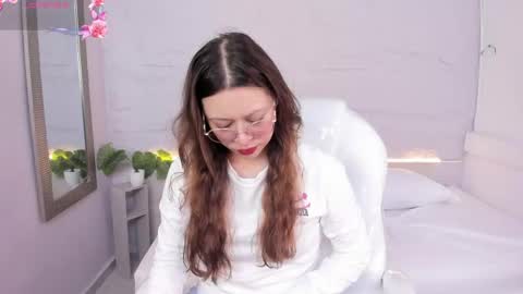 Lanna online show from May 2, 11:35 am