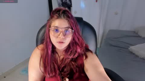 Lanna online show from August 1, 2:19 pm