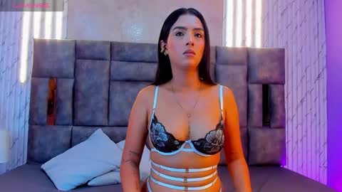 Snapshot of lannafoxx chatting on March 10, 4:38 am Lana Fox online show from March 10, 4:38 am