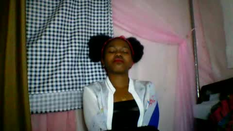 lara_belle online show from July 4, 3:35 am