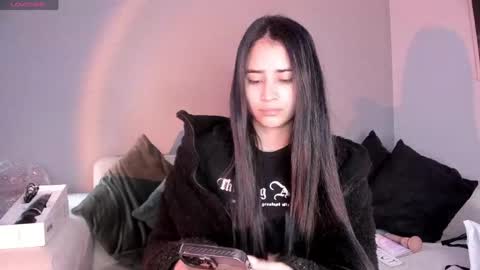 Lara Madisson online show from May 1, 5:43 am
