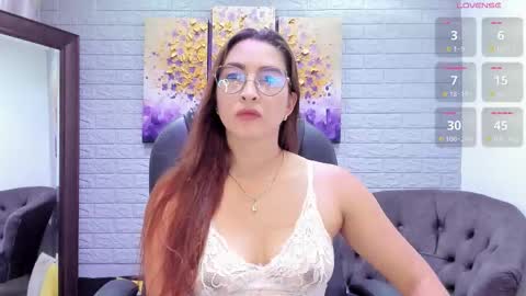      700  200   online show from February 26, 7:57 pm