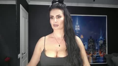 laras_moans online show from June 26, 8:04 am