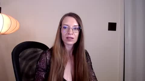 larawintersxxx online show from July 23, 9:45 pm