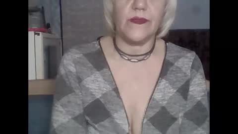 larisaq4ugo24 online show from February 8, 11:58 am