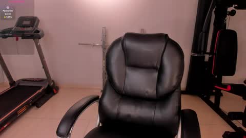 Larisa Smirnov online show from March 14, 5:19 am