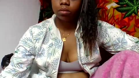 larissa645771 online show from July 28, 11:28 am