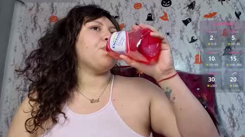 larissa_antonella online show from October 29, 5:23 am