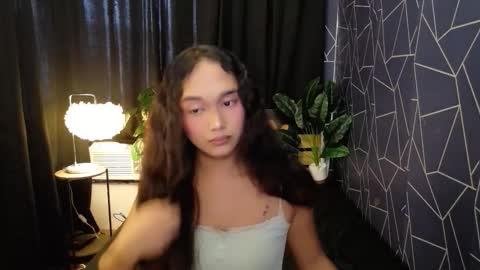 latina_kia online show from February 24, 1:49 am