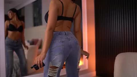 Latina online show from July 8, 6:43 pm
