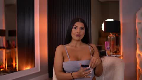 Latina online show from July 5, 6:02 pm