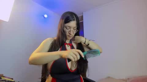 LatinSweetx 19 online show from October 24, 5:25 am