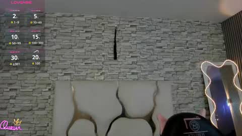 laulin_tay online show from July 24, 3:48 am