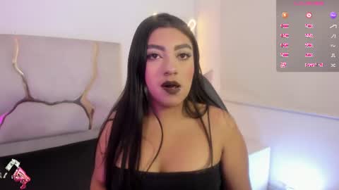 laulin_tay online show from July 18, 3:43 am