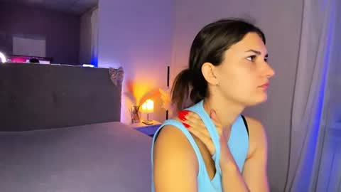 Laura online show from July 5, 5:02 am