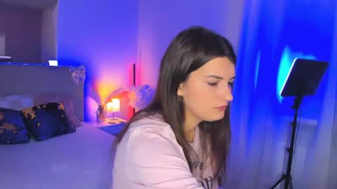 Laura online show from June 11, 5:15 am
