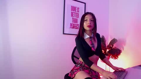 laura_dicardy online show from January 14, 7:41 pm