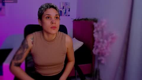 Laura Rose online show from November 12, 2:53 am