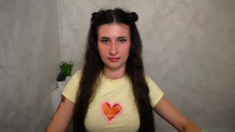 Laura online show from June 27, 9:10 am