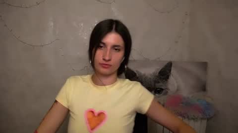 Laura online show from June 23, 11:19 am