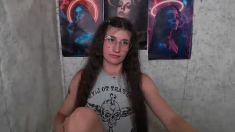 Laura online show from July 7, 7:23 am