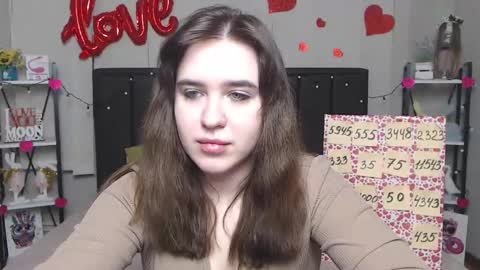LauraHlot online show from February 28, 4:43 am