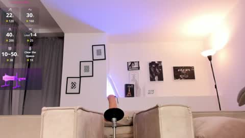 laureen_se online show from July 11, 7:52 am