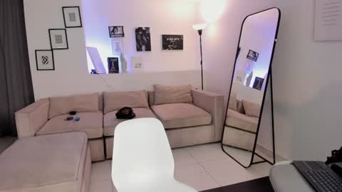 laureen_se online show from July 10, 7:42 am