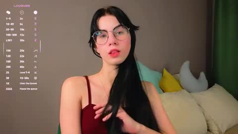 Snapshot of laureljarrar chatting on October 2, 11:26 am Arline online show from October 2, 11:26 am