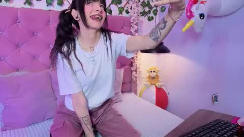 Lauren evans9 online show from February 26, 4:00 am