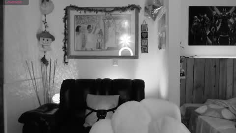 Lauren online show from December 23, 1:08 am