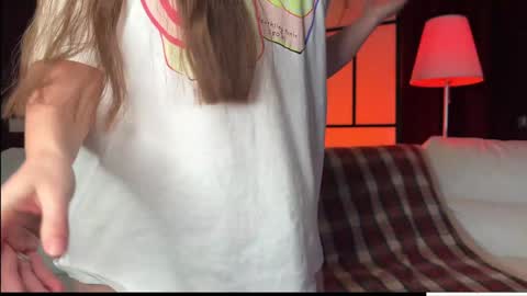 Lauren Brite online show from December 2, 12:34 am