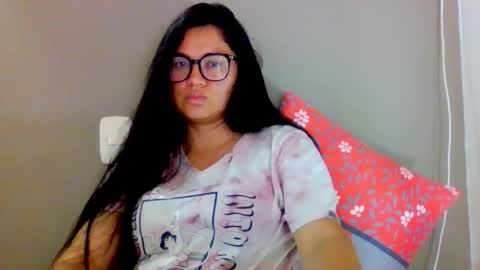 Snapshot of laurengirls1 chatting on October 1, 2:55 pm onlyfan laureng7 - 7 laureng2 online show from October 1, 2:55 pm