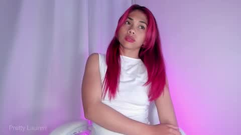 laurenn__1 online show from March 18, 2:49 am
