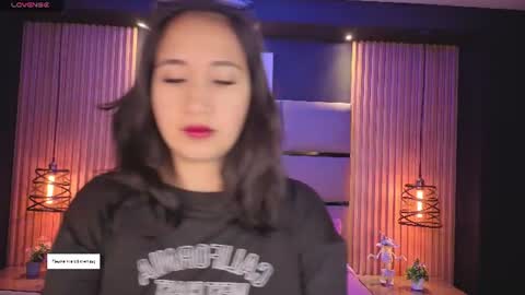 Lau Roberts online show from June 15, 3:51 am
