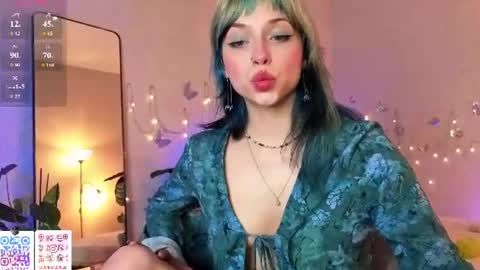 Melissa online show from June 15, 7:47 pm