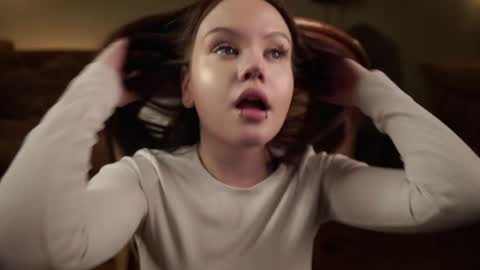 Sara online show from March 11, 3:25 pm