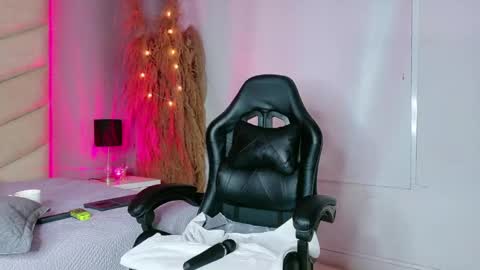 laya online show from December 20, 5:00 am