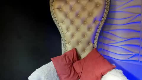 Layla online show from May 19, 8:49 pm