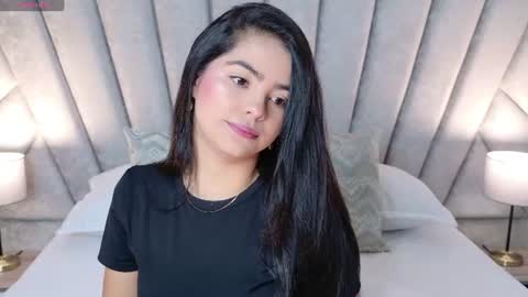 Layla Breezee online show from August 3, 12:11 pm