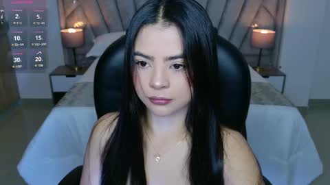 Layla Breezee online show from June 30, 11:42 am