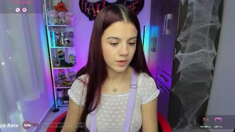 Snapshot of layla_castilloo chatting on September 30, 2:44 pm Layla online show from September 30, 2:44 pm