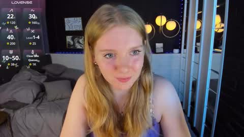 layla_glam online show from September 21, 1:54 pm